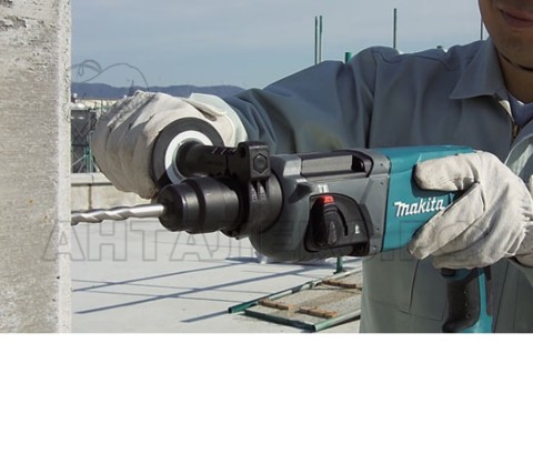 Перфоратор Makita HR 2460 SDS+ 780Вт 2,7Дж