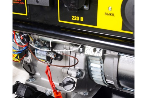 Электрогенератор DY9500LX-3 Huter  64/1/41