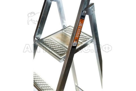 Стремянка стальная СС 1х4 Вихрь