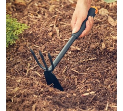 Тяпка Fiskars Ergo   1027030