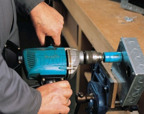 Дрель-МИКСЕР Makita 6013 ВR 630Вт 2,8кг