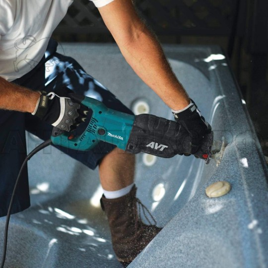 Пила сабельная Makita JR 3070 CT