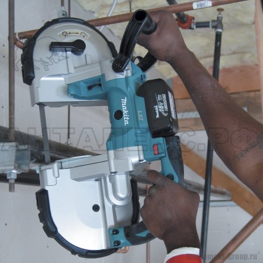 Пила ленточная Makita BPB180Z